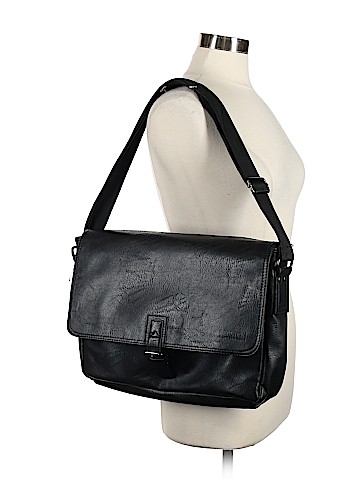 Kenneth Cole REACTION Leather Messenger (view 2)