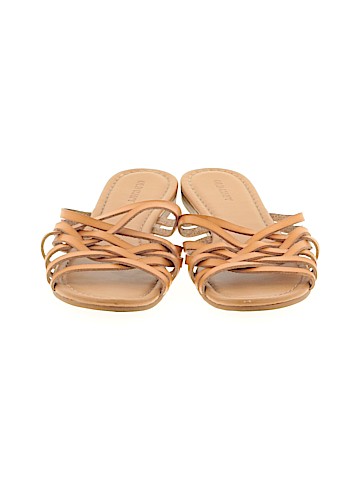 Old Navy Sandals (view 2)