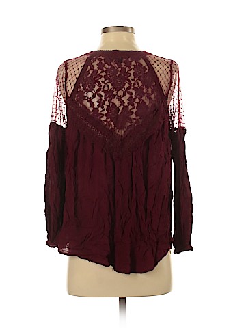 American Eagle Outfitters Long Sleeve Blouse (view 2)