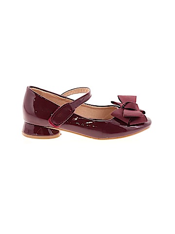 Unbranded Flats (view 1)