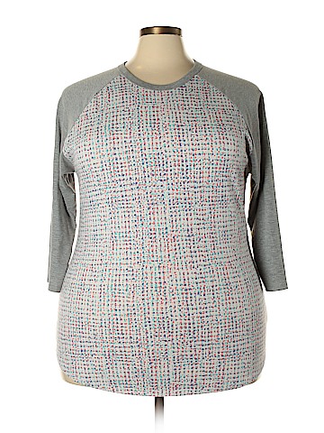 Lularoe 3/4 Sleeve T-Shirt (view 1)