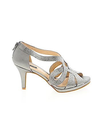 Alex Marie Heels (view 1)