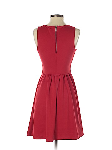 Old Navy Casual Dress (view 2)