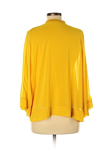 Zara 3/4 Sleeve Blouse (view 2)