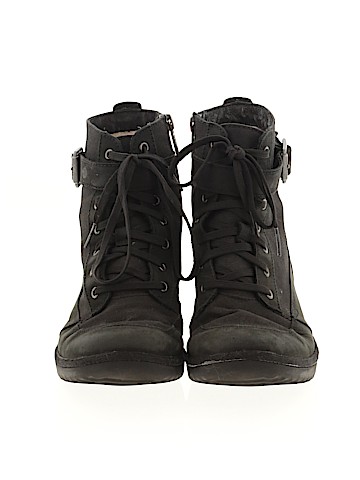 Ugg Australia Boots (view 2)