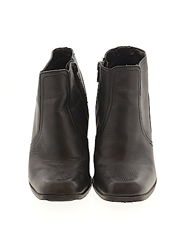 Kenneth Cole REACTION Ankle Boots (view 2)