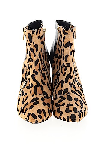 Steve Madden Ankle Boots (view 2)