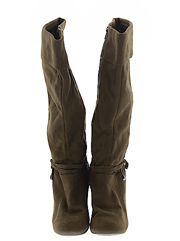 Predictions Boots (view 2)