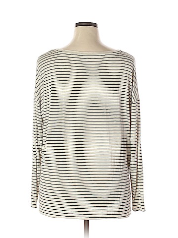 American Eagle Outfitters Long Sleeve Top (view 2)