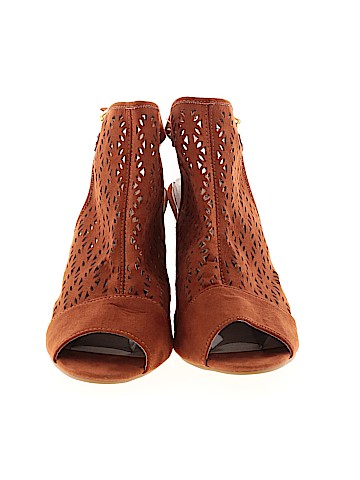 Qupid Heels (view 2)