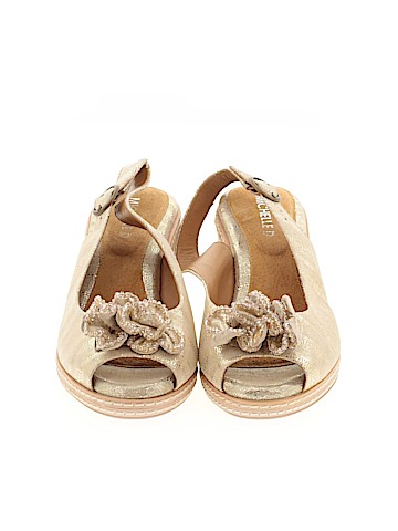 Michelle D. Wedges (view 2)