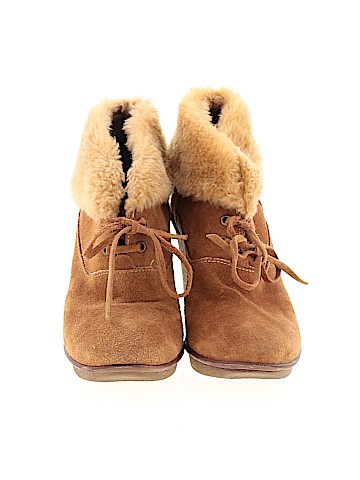 B Makowsky Wedges (view 2)