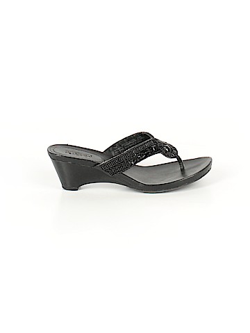 Kenneth Cole REACTION Heels (view 1)