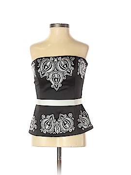 White House Black Market Size 00