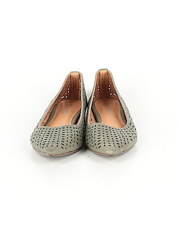 REPORT Flats (view 2)