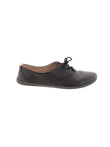 Vivobarefoot Flats (view 1)