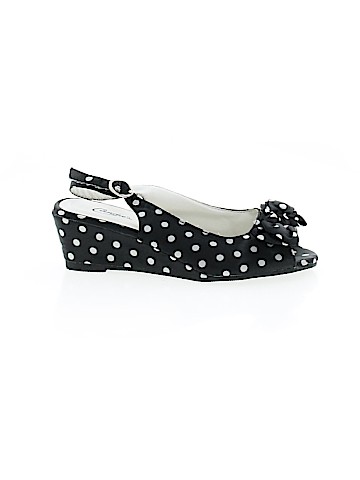 Candie's Dress Shoes (view 1)