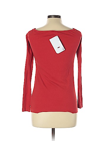 Fabletics Long Sleeve T-Shirt (view 2)
