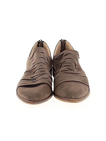 Chinese Laundry Flats (view 2)