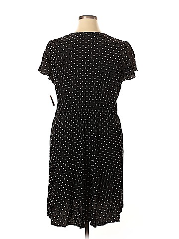 Old Navy Casual Dress (view 2)