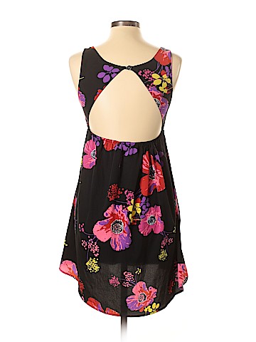 Roxy Sleeveless Blouse (view 2)