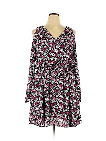 Banana Republic Factory Store Casual Dress (view 1)