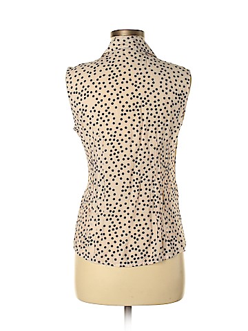 Milano Sleeveless Button-Down Shirt (view 2)