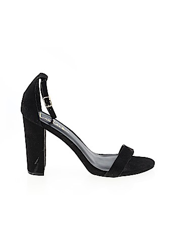 Lulu's Heels (view 1)