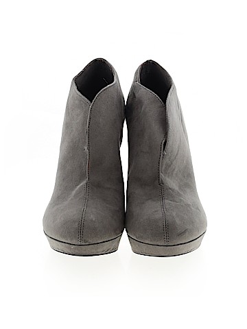 Audrey Brooke Heels (view 2)