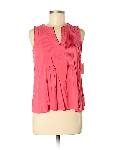 Old Navy Sleeveless Blouse (view 1)