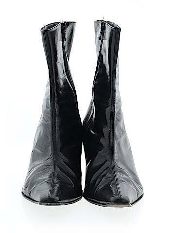 Saccoo Ankle Boots (view 2)