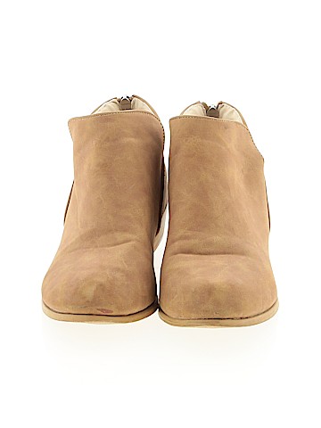 Unbranded Ankle Boots (view 2)