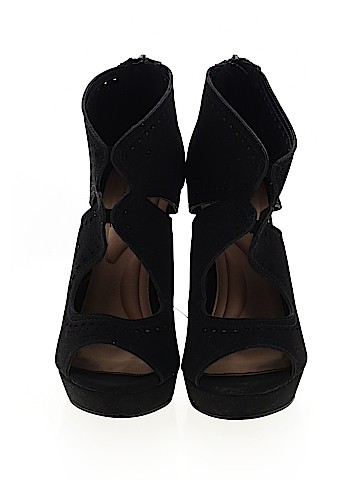 Apt. 9 Heels (view 2)