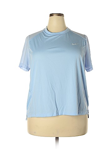 Nike Active T-Shirt (view 1)