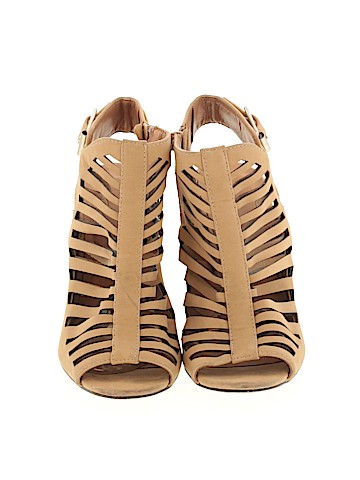 Unbranded Heels (view 2)