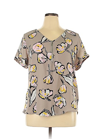 Apt. 9 Short Sleeve Blouse (view 1)