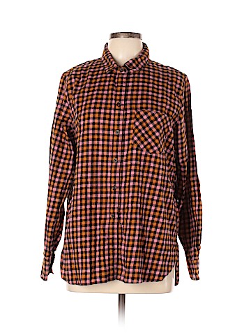 Old Navy Long Sleeve Button-Down Shirt (view 1)
