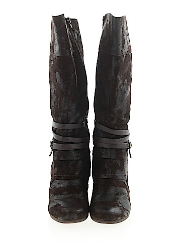 Baretraps Boots (view 2)