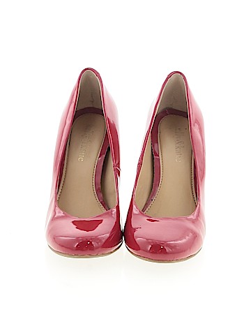 Kelly & Katie Heels (view 2)