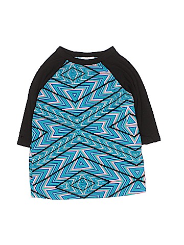 Lularoe 3/4 Sleeve T-Shirt (view 1)