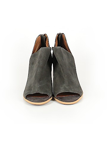 Susina Heels (view 2)