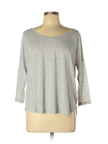 American Eagle Outfitters 3/4 Sleeve Top (view 1)