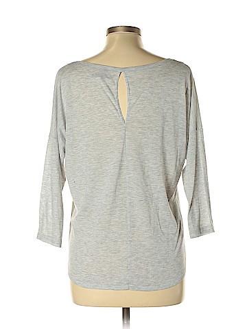 American Eagle Outfitters 3/4 Sleeve Top (view 2)