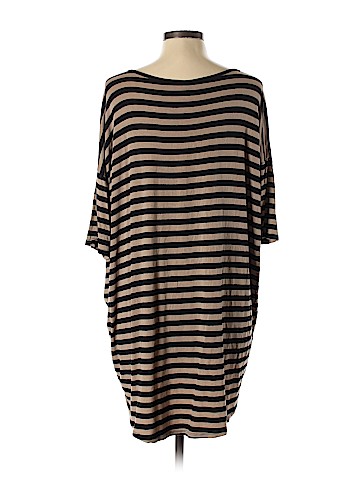 Lularoe 3/4 Sleeve Top (view 2)