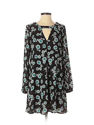 Express Outlet Casual Dress (view 1)