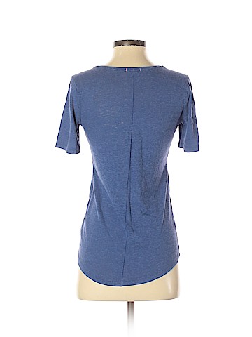 Victoria's Secret Short Sleeve T-Shirt (view 2)