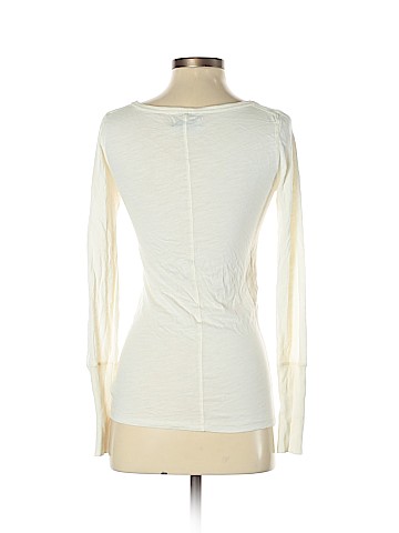 American Eagle Outfitters Long Sleeve T-Shirt (view 2)