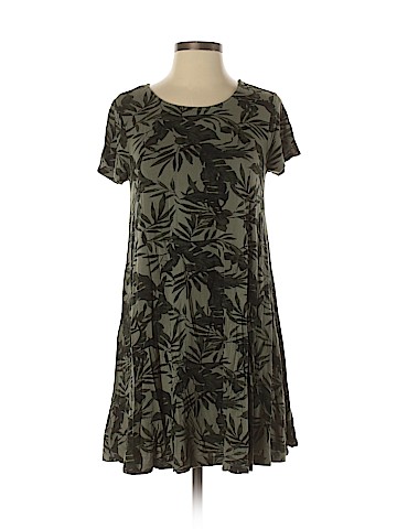 Old Navy Casual Dress (view 1)