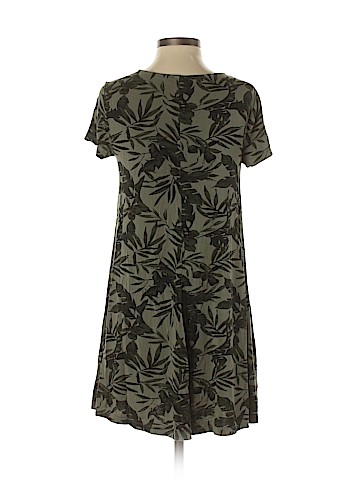 Old Navy Casual Dress (view 2)