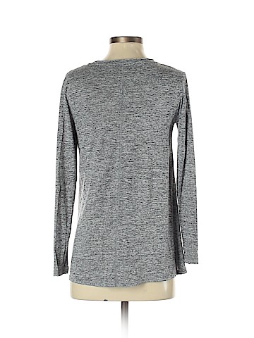 Liz Lange Maternity Long Sleeve Top (view 2)